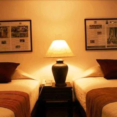Cucumber Inn Suite Pattaya Buitenkant foto